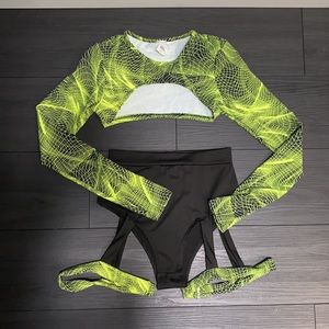 Iheartraves black and green rave set